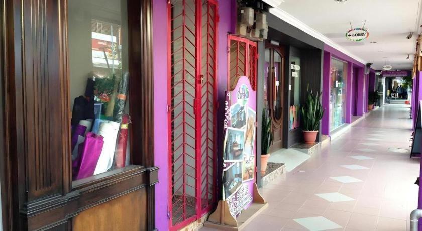 The Trend Hotel Malacca Exterior photo